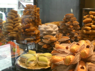   limcollege.edu staff Staff Profiles Desktops & Documents mfinnin My Documents My Pictures Website images study abroad blogs paris sweets1 resized 600