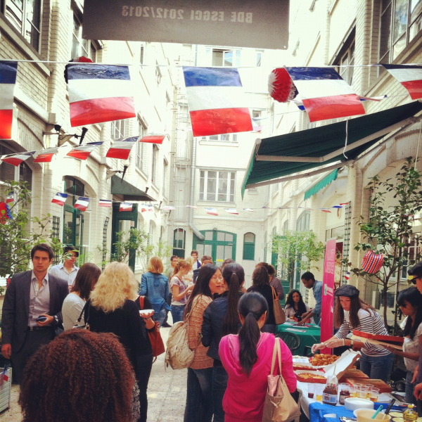 limcollege.edu staff Staff Profiles Desktops & Documents paul.mucciarone My Documents My Pictures Welcoming day at ESG resized 600