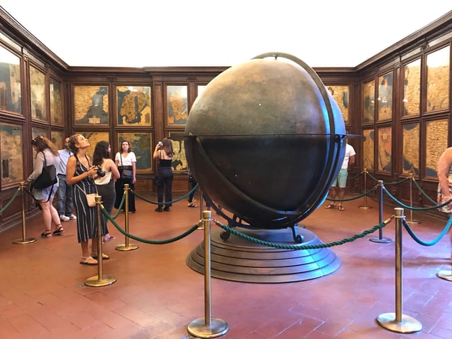 Palazzo Vecchio Globe.jpg